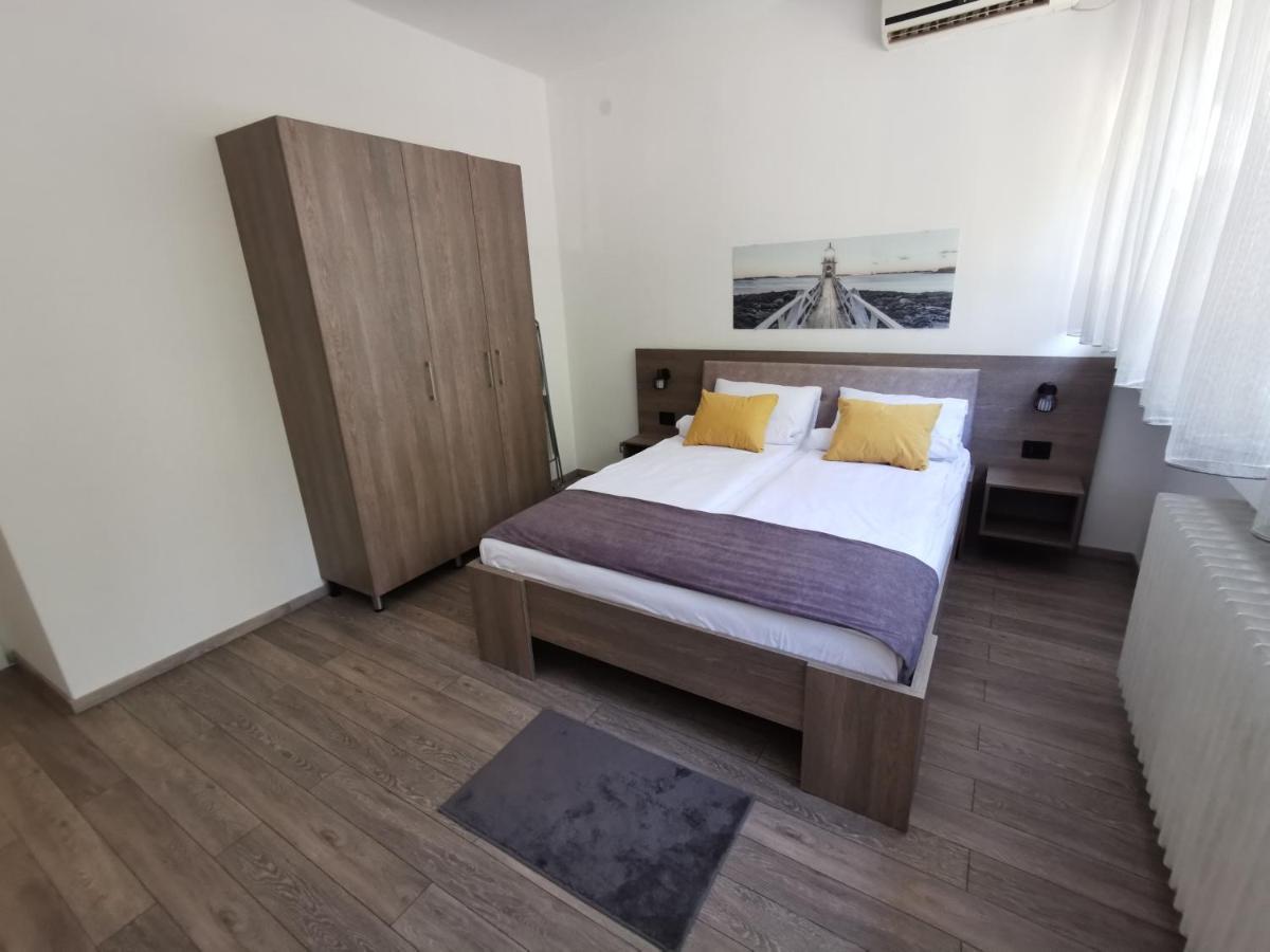 Apartman Pavlovic 1 Dedinje 외부 사진